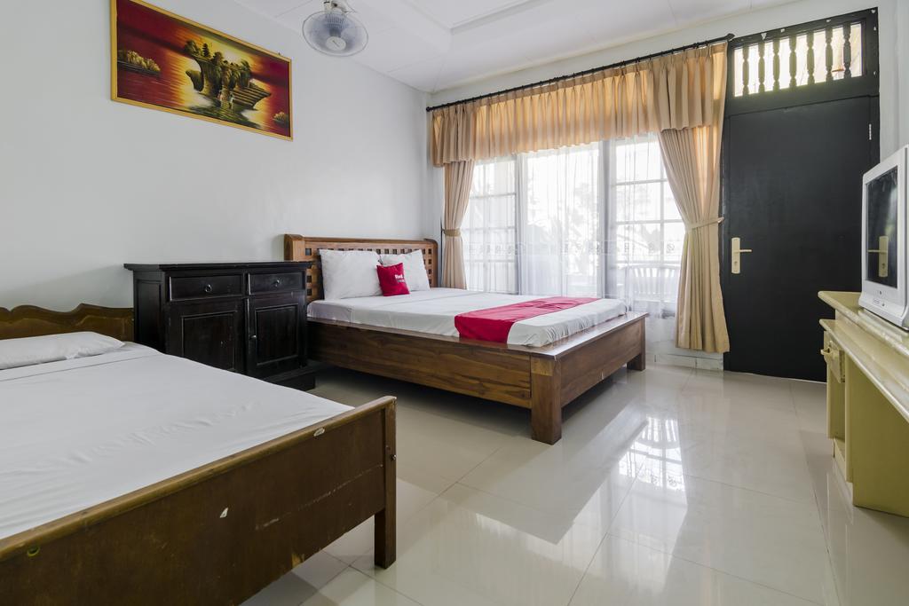 Reddoorz @ Poppies Lane 1 Ξενοδοχείο Kuta Lombok Εξωτερικό φωτογραφία